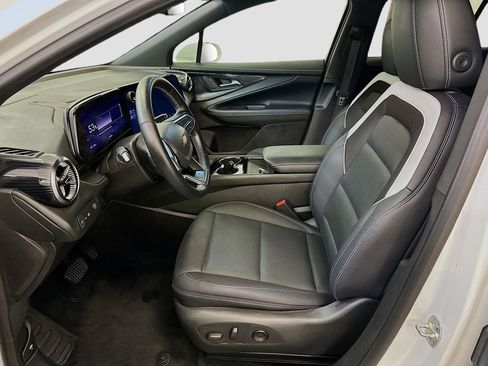 Used 2024 Chevrolet Blazer EV LT AWD/4WD image 13