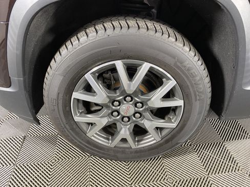 Used 2021 GMC Acadia SLE AWD/4WD image 9