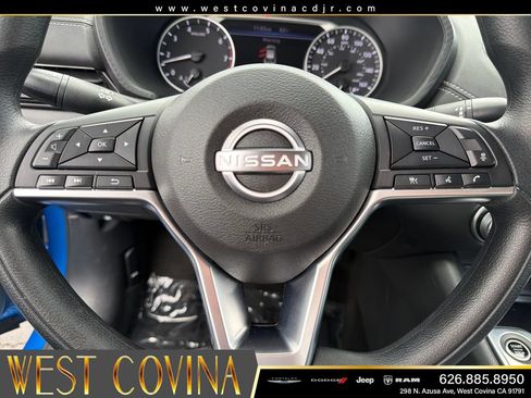 Used 2025 Nissan Sentra SV FWD image 16