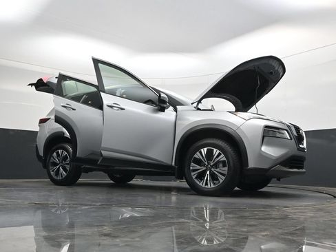 Used 2023 Nissan Rogue SV FWD image 56
