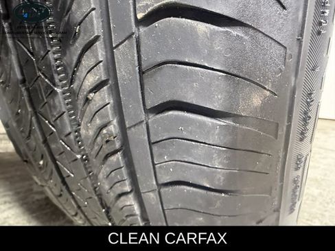 Used 2024 Ford Maverick XL FWD image 11