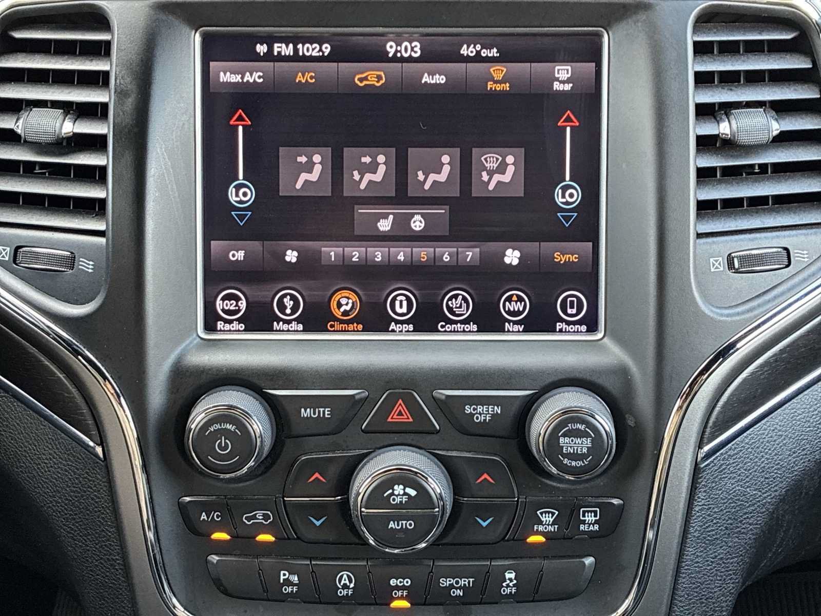 Used 2018 Jeep Grand Cherokee Limited AWD/4WD image 16
