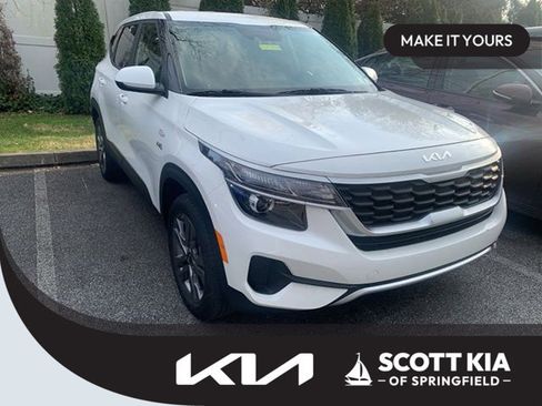 Certified 2022 Kia Seltos LX image 1