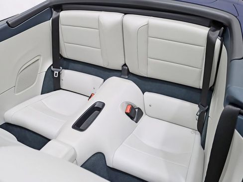 Used 2018 Porsche 911 Carrera image 29