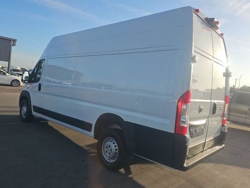 Used 2025 RAM ProMaster 3500 w/ Convenience Group FWD image 3
