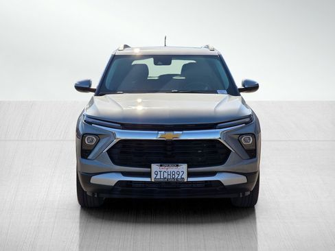 Used 2024 Chevrolet TrailBlazer LT w/ Convenience Package image 2