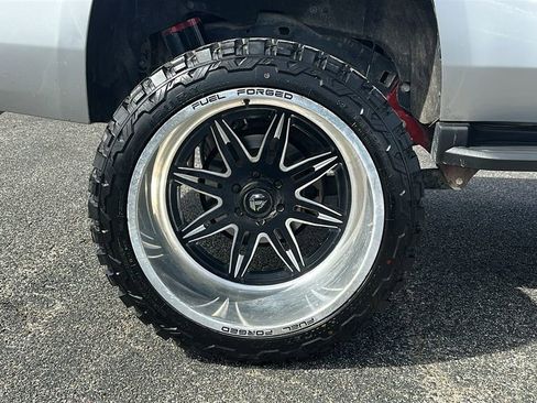 Used 2019 Chevrolet Tahoe LT w/ Texas Edition Package image 20