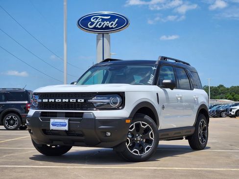 New 2025 Ford Bronco Sport Outer Banks w/ Outer Banks Tech Package+ image 2
