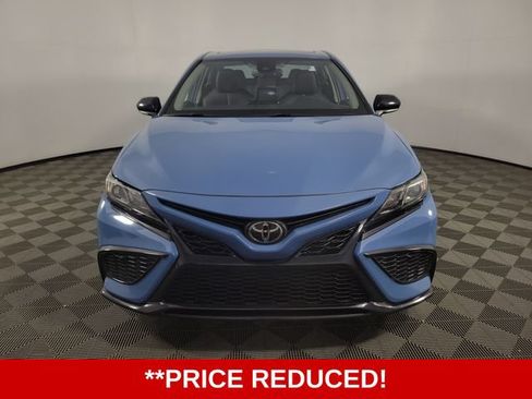 Used 2023 Toyota Camry SE w/ Convenience Package FWD image 2