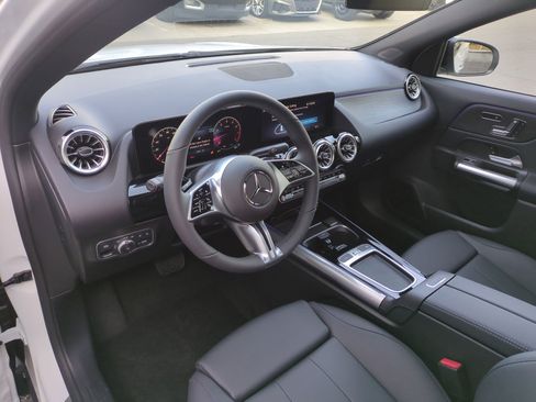 New 2026 Mercedes-Benz GLA 250 4MATIC image 10