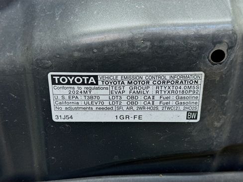 Used 2024 Toyota 4Runner TRD Off-Road Premium AWD/4WD image 20