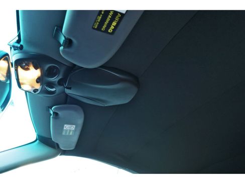 Used 2004 Porsche 911 Turbo image 27