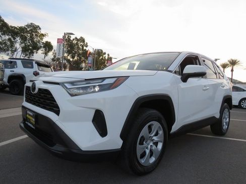 Certified 2023 Toyota RAV4 LE image 3