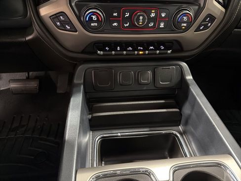 Used 2016 GMC Sierra 1500 Denali w/ Enhanced Driver Alert Package image 32