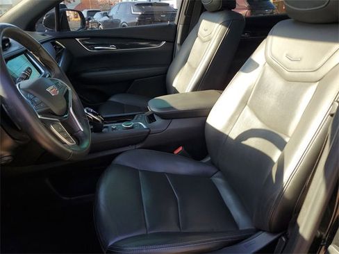 Certified 2022 Cadillac XT5 Premium Luxury w/ Technology Package image 27
