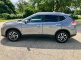 Used 2016 Nissan Rogue SL image 2