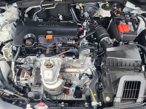 Used 2026 Honda HR-V LX image 32