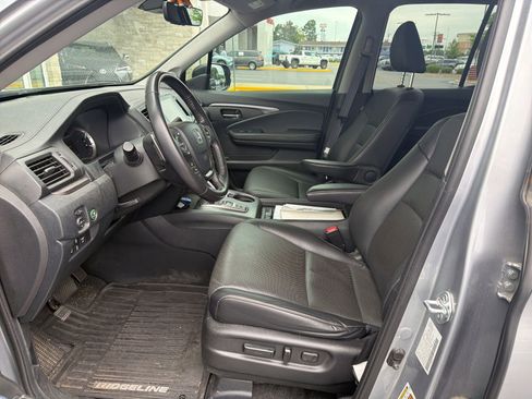 Used 2023 Honda Ridgeline RTL image 2