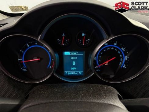 Used 2016 Chevrolet Cruze LT image 18