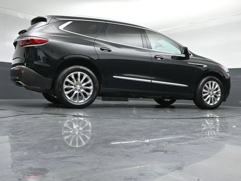Used 2020 Buick Enclave Premium w/ Sun and Sites Package AWD/4WD image 44