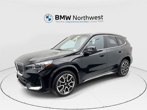 Used 2025 BMW X1 xDrive28i w/ Technology Package AWD/4WD image 1