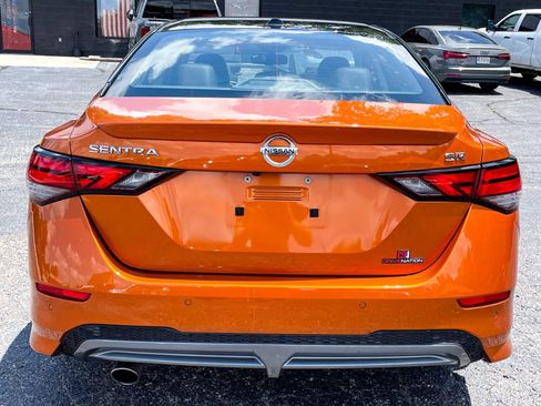 Used 2021 Nissan Sentra SR w/ SR Premium Package FWD image 8