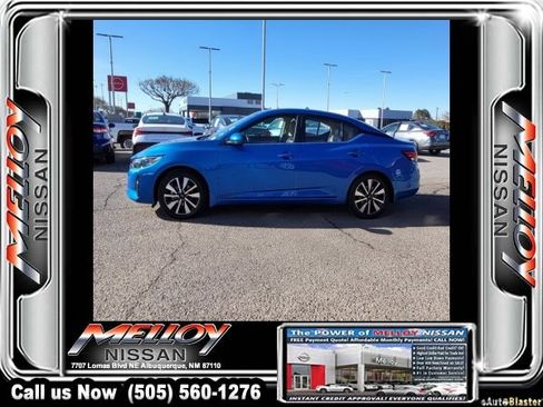 Used 2025 Nissan Sentra SV w/ SV Premium Package image 2