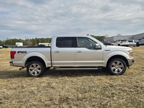 Used 2019 Ford F150 Lariat image 8