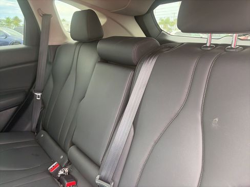 Used 2024 Acura RDX SH-AWD image 9