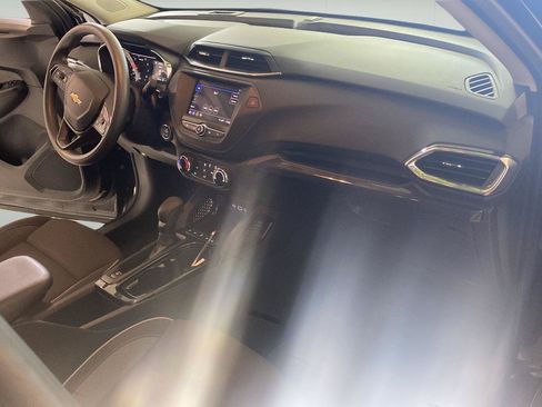 Used 2023 Chevrolet TrailBlazer LT FWD image 33