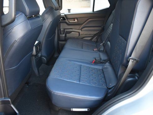 New 2026 Toyota 4Runner 4WD image 13