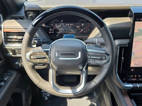 New 2026 GMC Yukon Denali w/ Advanced Technology Package AWD/4WD image 13
