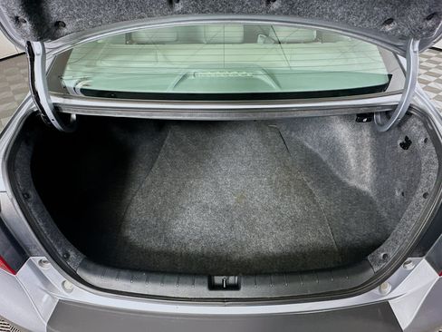Used 2017 Honda Accord LX image 26