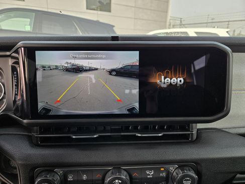 New 2026 Jeep Gladiator Sport image 8