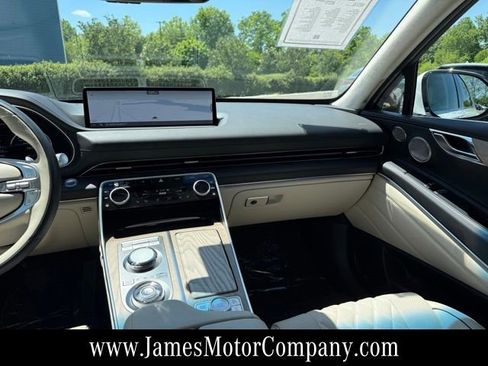 Used 2024 Genesis GV80 3.5T Advanced w/ Prestige Package AWD/4WD image 16