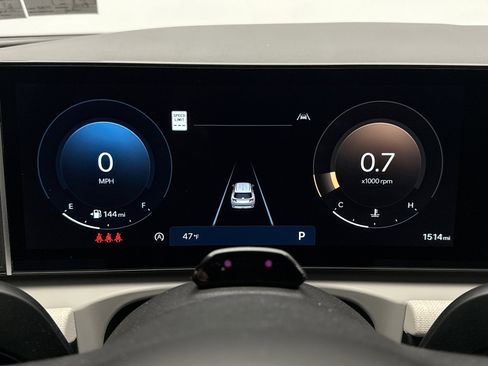 Used 2025 Hyundai Tucson SEL image 13