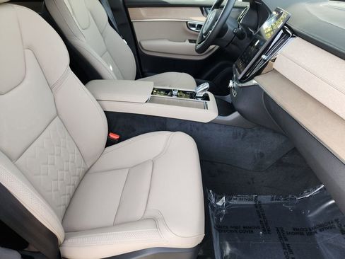 New 2026 Volvo XC90 B6 Plus w/ Protection Package Premier AWD/4WD image 21