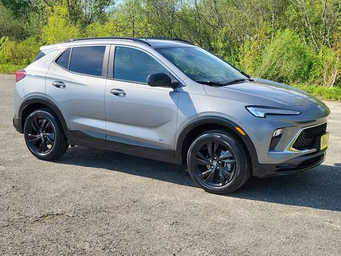 New 2026 Buick Encore GX Sport Touring AWD/4WD image 9