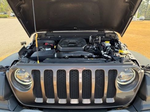 Used 2020 Jeep Wrangler Unlimited Sport S image 31