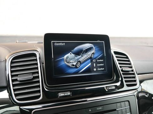 Used 2018 Mercedes-Benz GLS 550 4MATIC w/ Driver Assistance Package image 46
