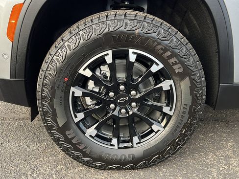 New 2026 Chevrolet Traverse Z71 image 10