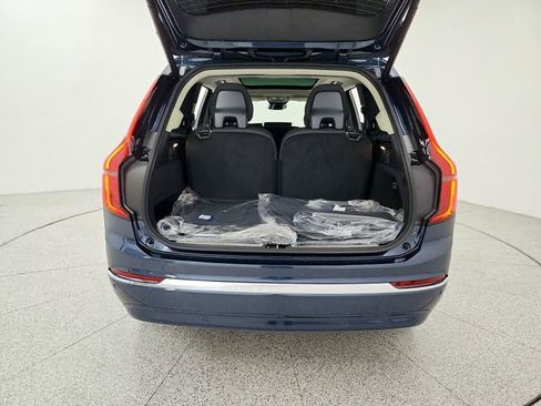 New 2026 Volvo XC90 B6 Plus w/ Protection Package image 19