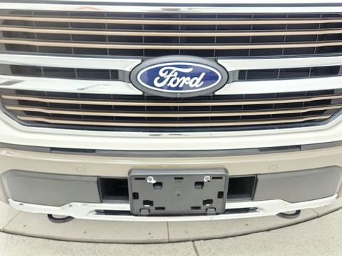 Used 2025 Ford F150 King Ranch w/ FX4 Off-Road Package AWD/4WD image 23