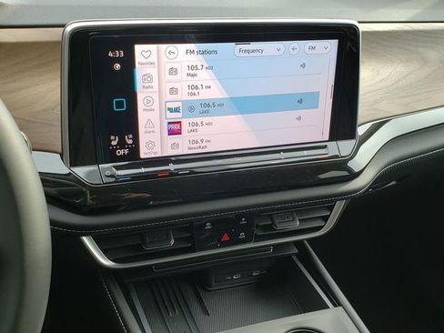 New 2026 Volkswagen Atlas SE image 10