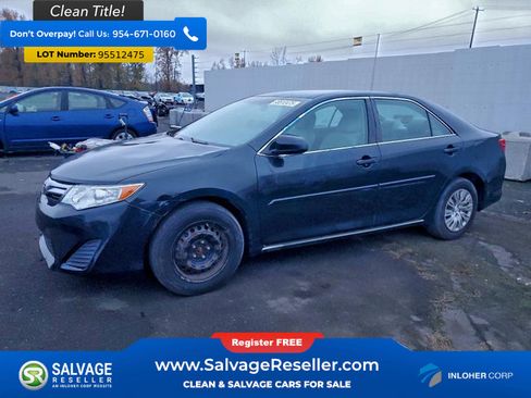 Used 2012 Toyota Camry LE image 1