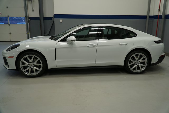 New 2026 Porsche Panamera 4 AWD/4WD image 2