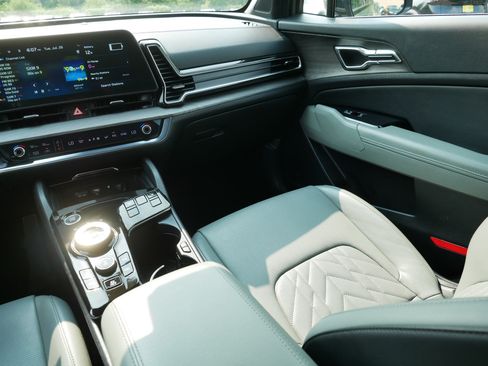 Certified 2023 Kia Sportage X-Line AWD/4WD image 11
