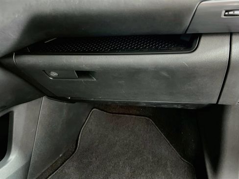 Used 2025 Nissan Pathfinder SL FWD image 34