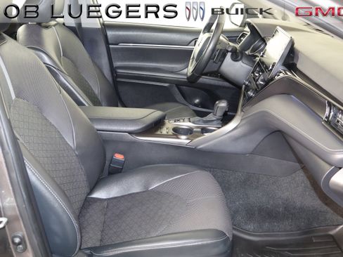 Used 2023 Toyota Camry XSE w/ Navigation Package AWD/4WD image 19