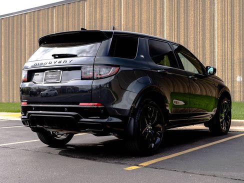 Used 2025 Land Rover Discovery Sport Dynamic SE AWD/4WD image 9